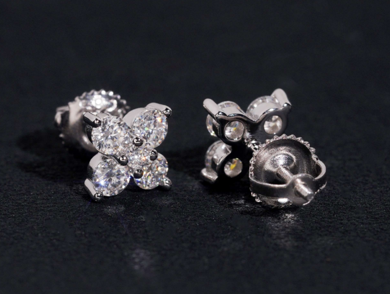 Bloom Studs - Argent 925 / Moissanite